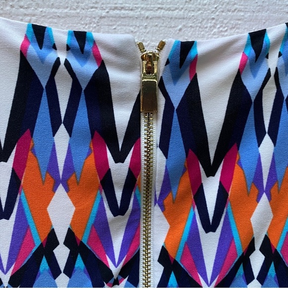 Vince Camuto Size 8 Dress Mod Geometric Print Lined Colorful Shift Dress Stretch - Picture 6 of 12